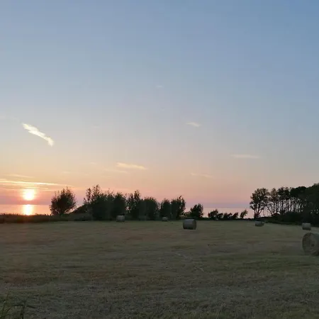 Hof Am Seefalke Meschendorf