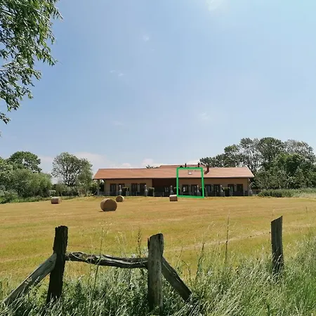 Hof Am Seefalke Meschendorf