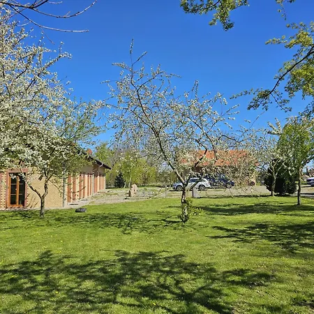 Hof Am Seefalke Appartement Meschendorf