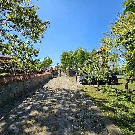 Hof Am Seefalke Meschendorf